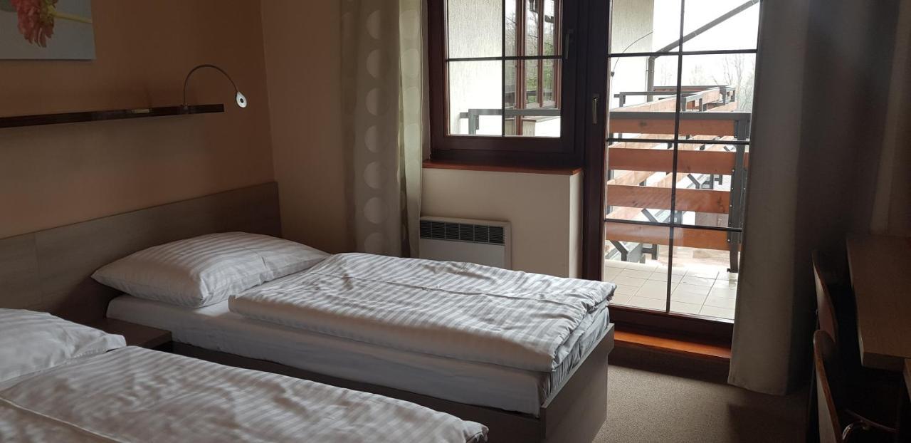 Sporthotel Kácov 外观 照片