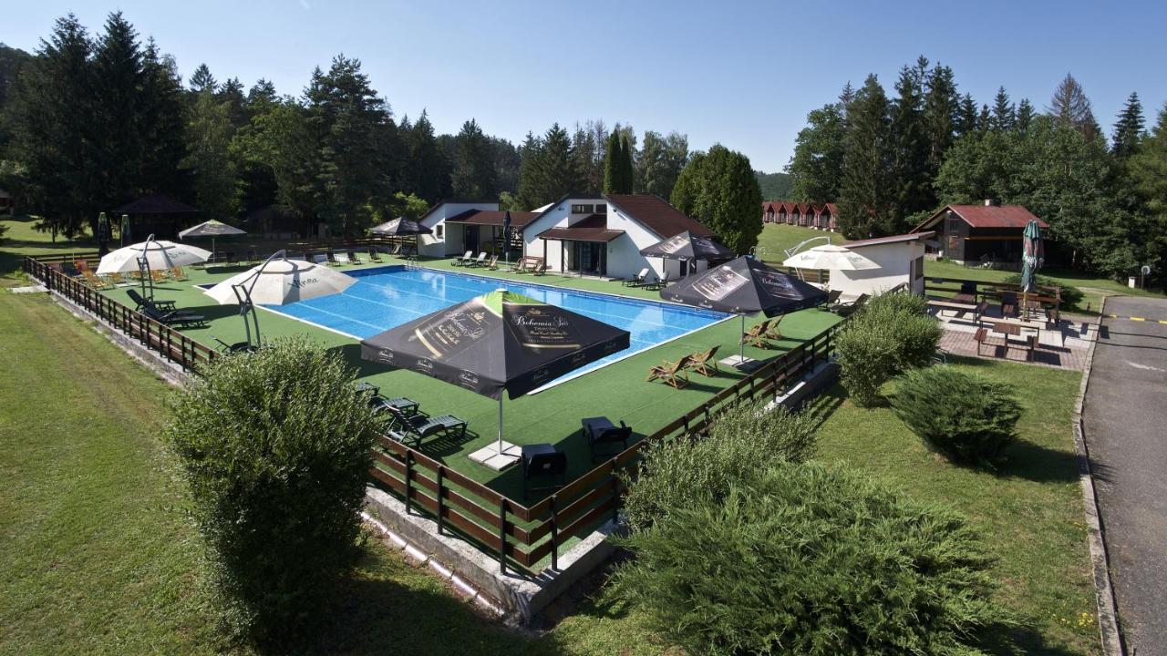 Sporthotel Kácov 外观 照片