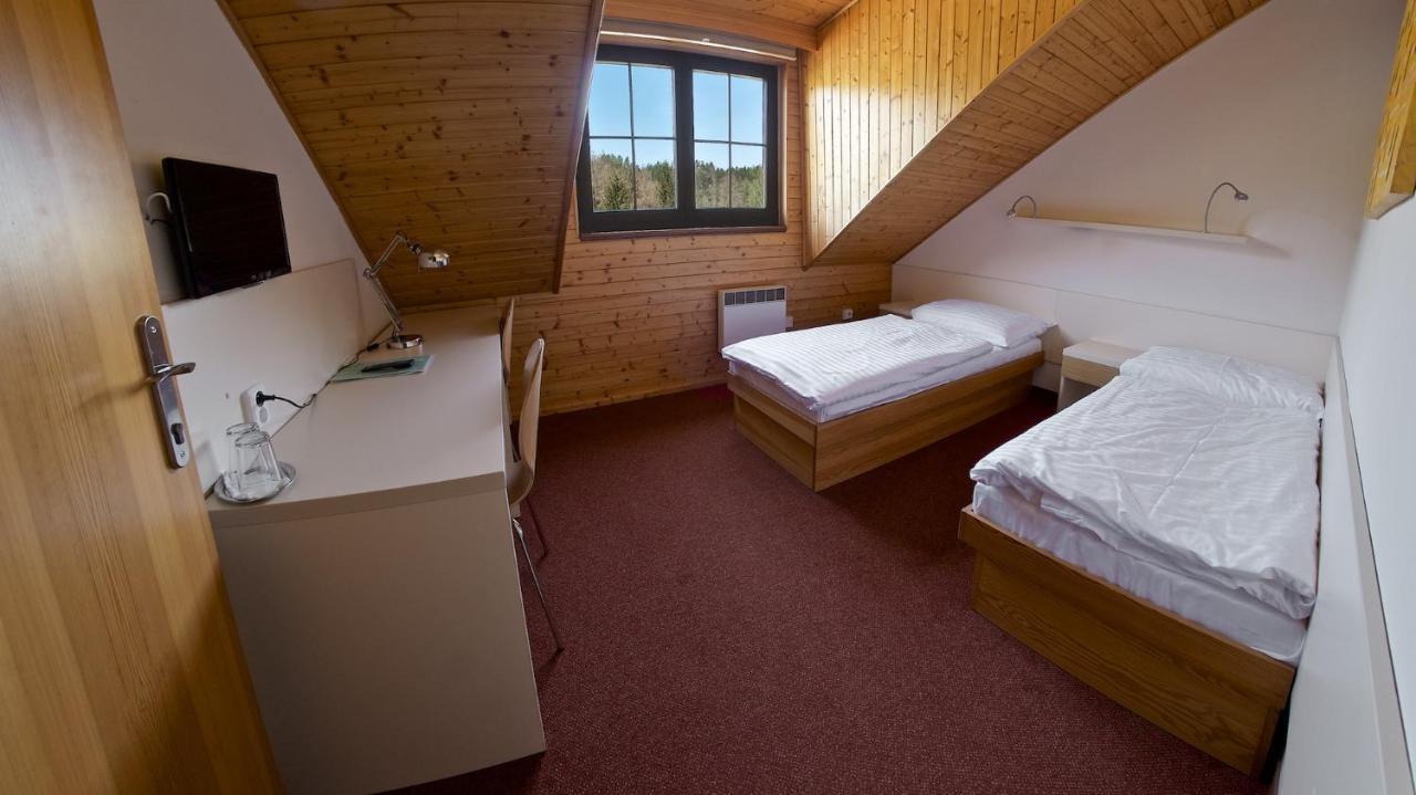 Sporthotel Kácov 外观 照片